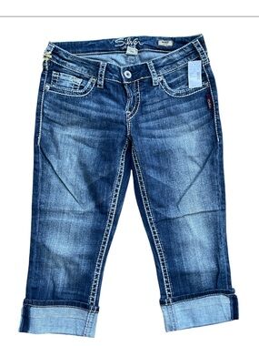 Silver Jean Akio cuffed blue Jean capris size 29 NWT
